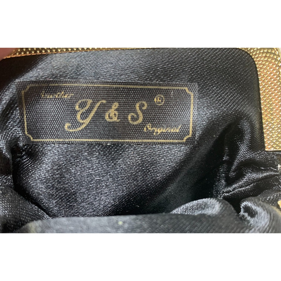 Vintage Black Metal Mesh Cigarette Glasses Case Coin Purse Kisslock Gold Frame - Picture 4 of 6